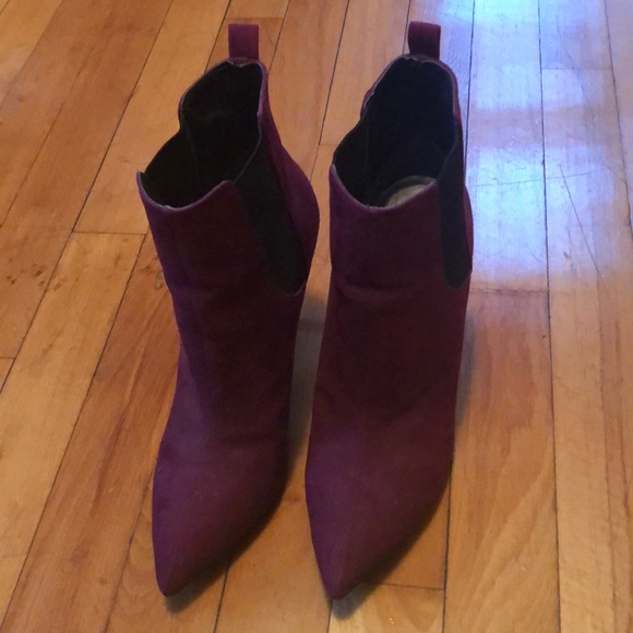 Guess Shoes - Suede Guess booties